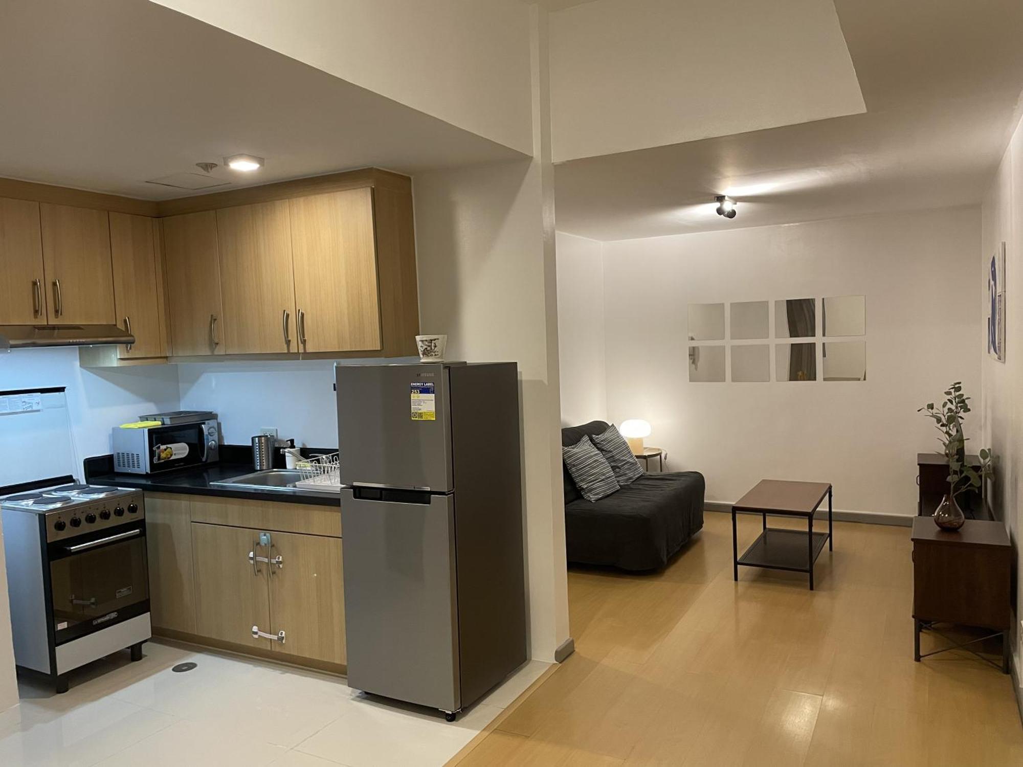 Prime Avant Bgc Location Apartments By Ph Staycation 마닐라 외부 사진