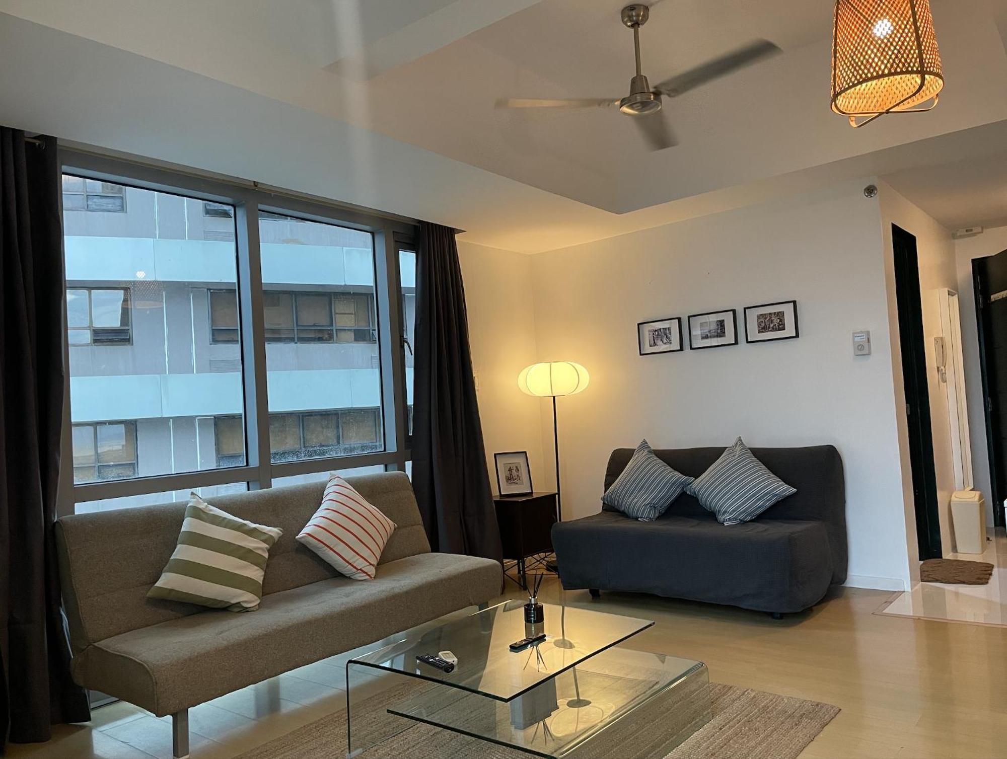 Prime Avant Bgc Location Apartments By Ph Staycation 마닐라 외부 사진