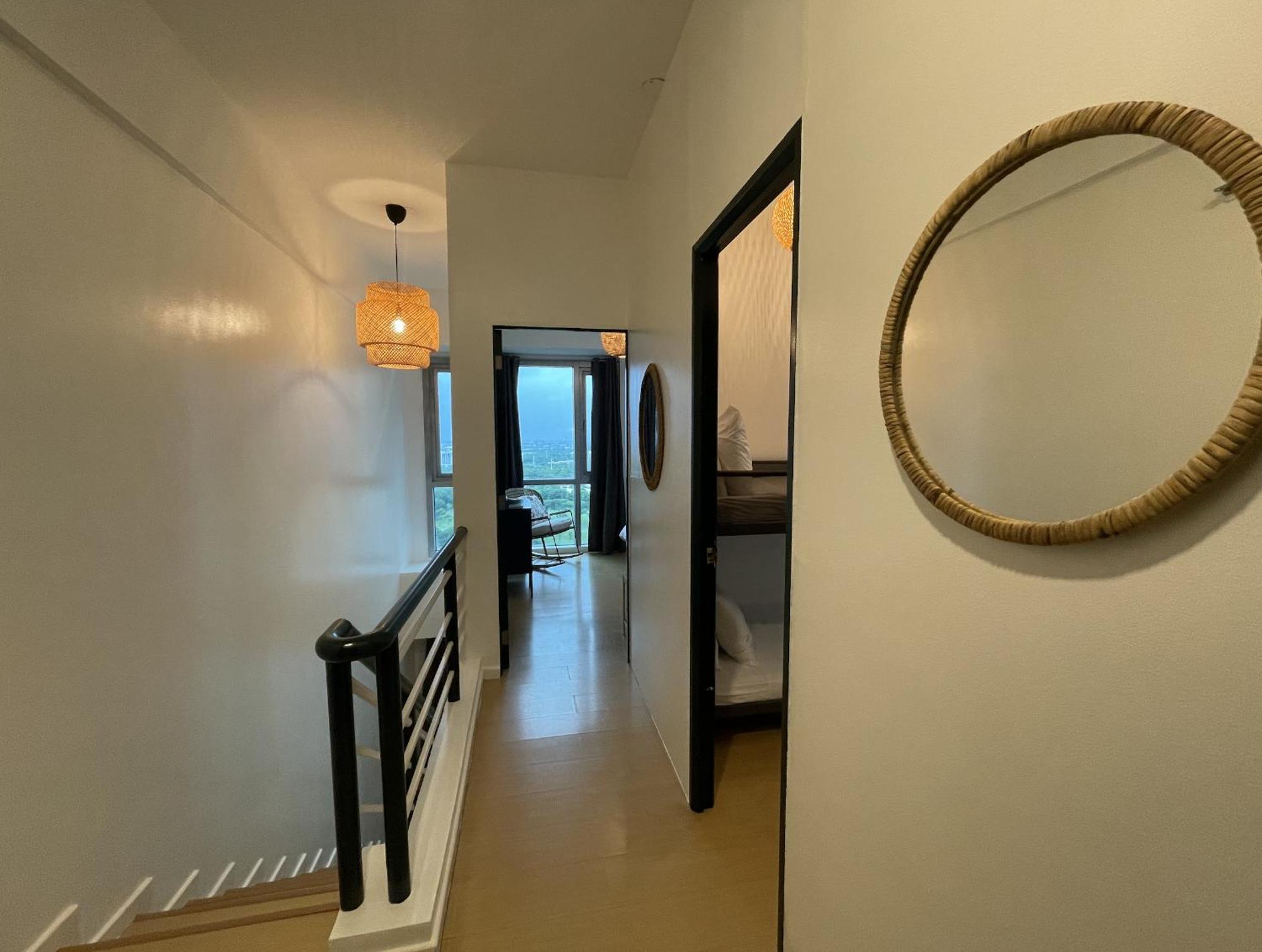 Prime Avant Bgc Location Apartments By Ph Staycation 마닐라 외부 사진